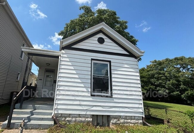 property at 1116 Vine St