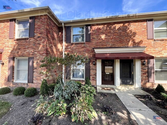 property at 996 Chatham Ln