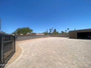 12207 N 70th St in Scottsdale, AZ - Building Photo - Building Photo