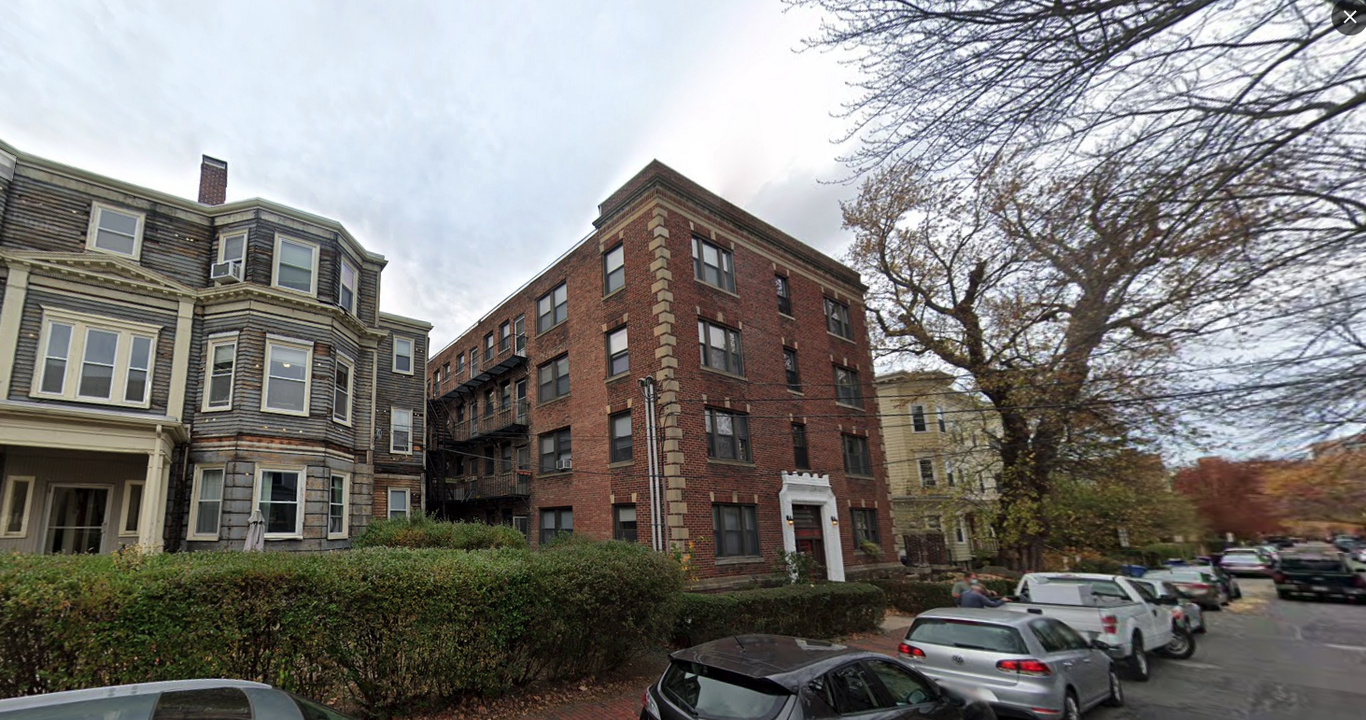 63 Dana St, Unit 12 in Cambridge, MA - Foto de edificio