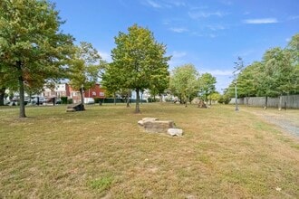 16 Packard St in Bayonne, NJ - Building Photo - Building Photo