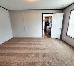 8040 Harbour Dr in Fair Haven, MI - Building Photo - Building Photo