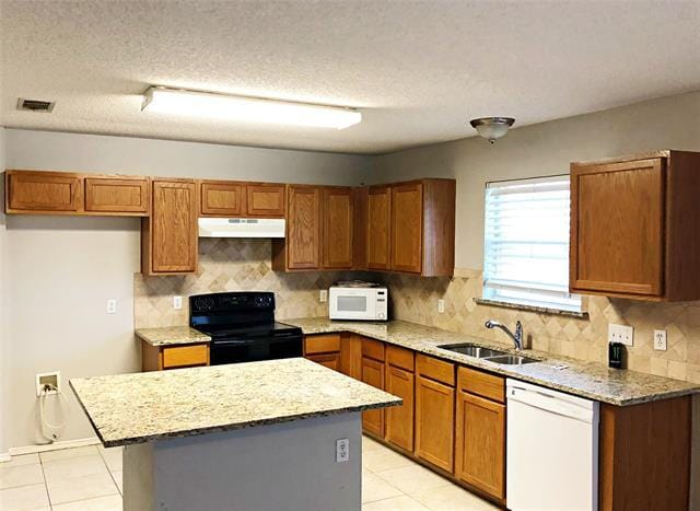 1205 Meadowgate Dr in Allen, TX - Building Photo - Building Photo