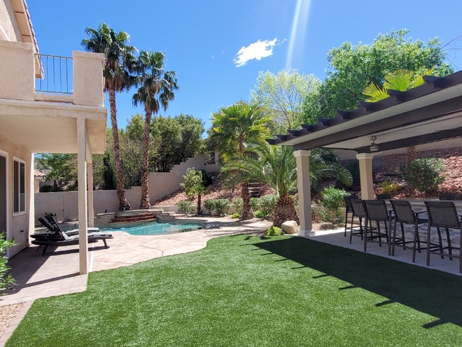 property at 2273 Surrey Meadows Ave