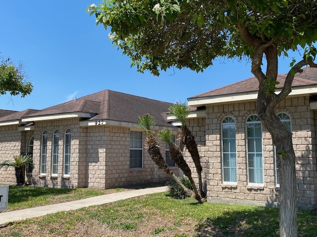 927 French Ave, Unit 1 in Edinburg, TX - Foto de edificio - Building Photo