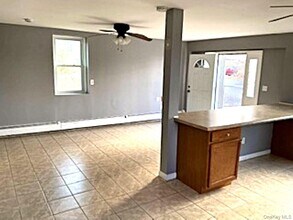 178 Pine Tree Rd in Monroe, NY - Building Photo - Building Photo