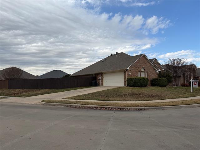 8617 Shadow Trace Dr in Fort Worth, TX - Building Photo - Building Photo