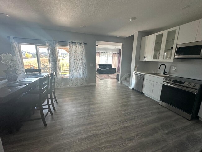 property at 148 Cortona Pl