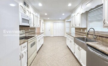 1828 Jacobs Ln in Vestavia Hills, AL - Building Photo - Building Photo