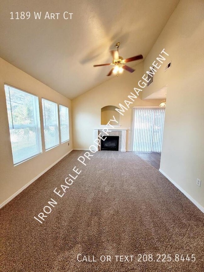 1189 W Art Ct in Kuna, ID - Building Photo - Building Photo