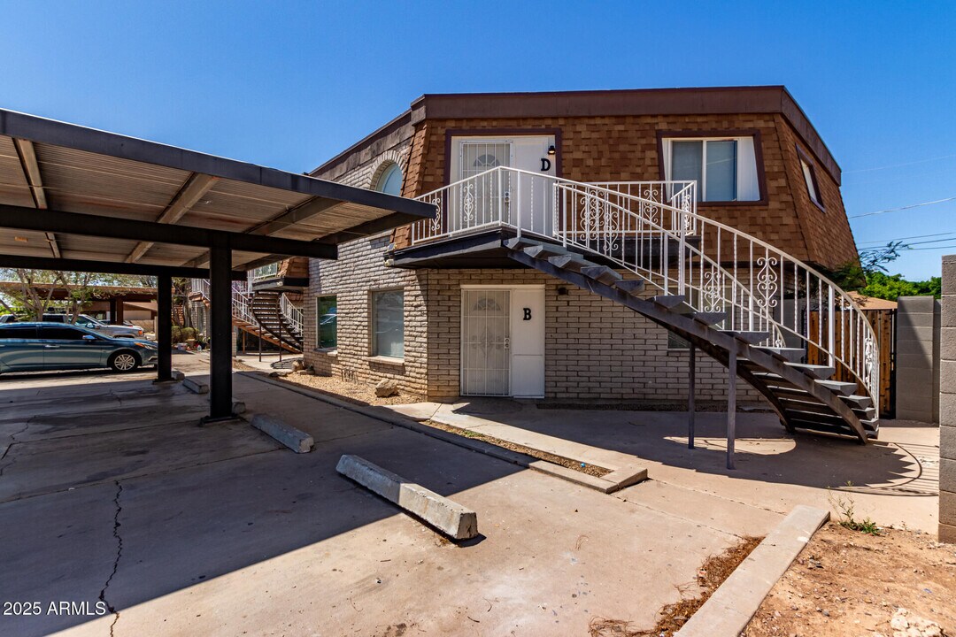 1146 E 2nd St in Mesa, AZ - Foto de edificio