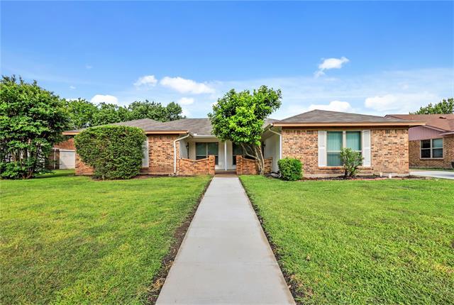 property at 938 Cottonwood Trail