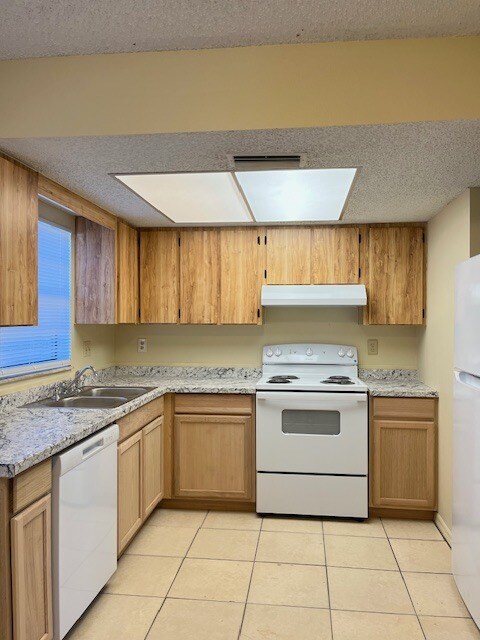 821 Margaret St in DeLand, FL - Building Photo - Building Photo