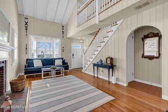 215 Neptune Pl in Sea Girt, NJ - Building Photo - Building Photo