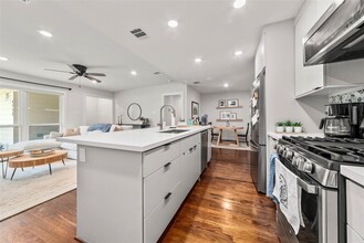 4713 De Milo Dr in Houston, TX - Building Photo - Building Photo