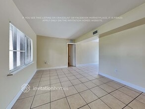 591 Sioux Rd in Atlantis, FL - Building Photo - Building Photo