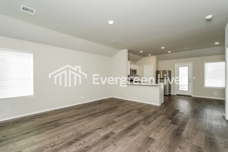 1104 W Lawton Rd in Claremore, OK - Building Photo - Building Photo