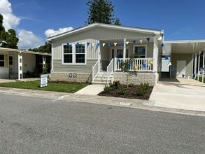 15666 49th St N in Clearwater, FL - Building Photo - Building Photo