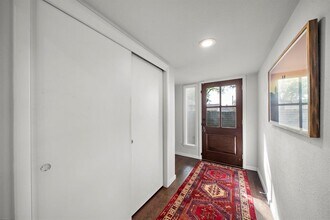 1226 Wisterwood Dr in Houston, TX - Building Photo - Building Photo