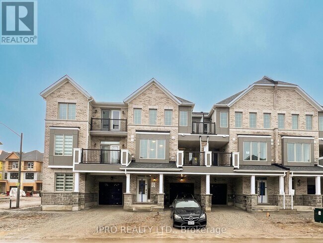 42 Ennerdale St in Barrie, ON - Building Photo - Building Photo