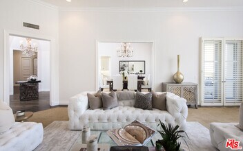 10108 Empyrean Way in Los Angeles, CA - Building Photo - Building Photo