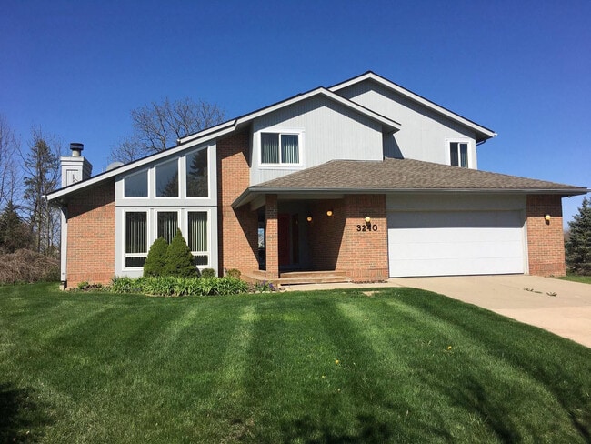 3240 Bellflower Ct in Ann Arbor, MI - Building Photo - Building Photo
