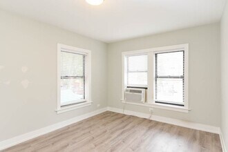 725 W Brompton in Chicago, IL - Building Photo - Building Photo