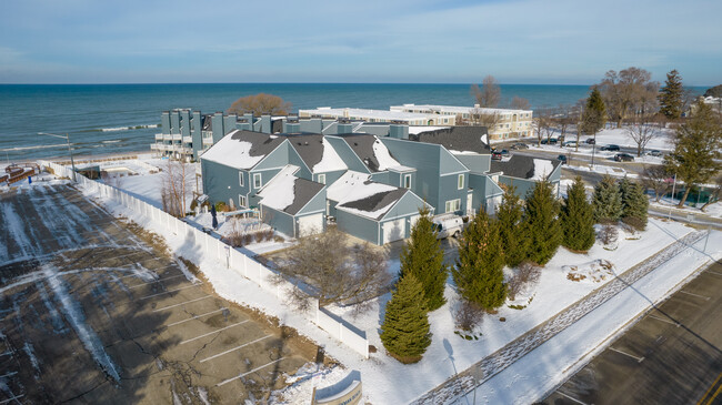 Sandpiper in South Haven, MI - Foto de edificio - Building Photo