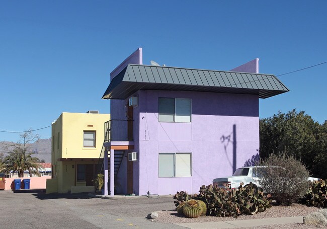 Fairmount East Apartments in Tucson, AZ - Foto de edificio - Building Photo
