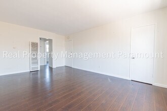 8016 Blackburn Ave in Los Angeles, CA - Building Photo - Building Photo