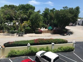 200 Harborview Dr in Tavernier, FL - Building Photo - Building Photo