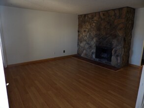 226 W Rockrimmon Blvd in Colorado Springs, CO - Building Photo - Building Photo