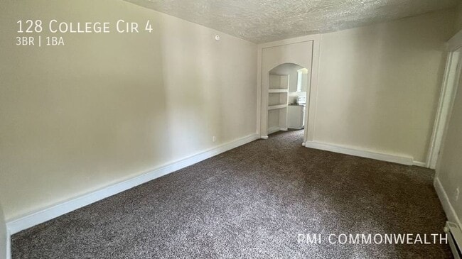 128 College Cir in Staunton, VA - Building Photo - Building Photo