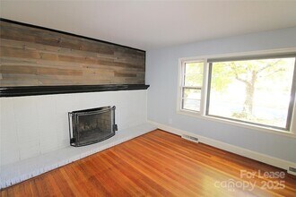 3517 Carlyle Dr in Charlotte, NC - Building Photo - Building Photo