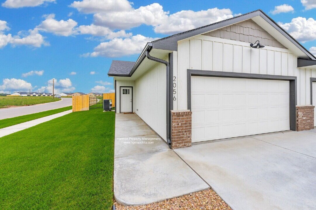 2054 N Reece Ct in Wichita, KS - Building Photo