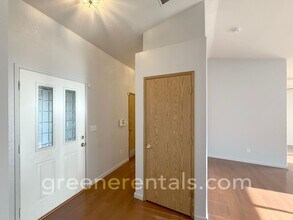 9827 Ramsay Dr SE in Yelm, WA - Building Photo - Building Photo