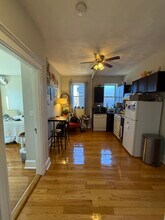 1197 Commonwealth Ave in Boston, MA - Building Photo - Building Photo