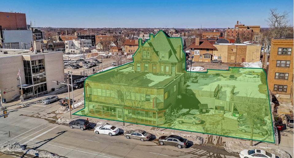 708-714-2532-2534 W Wisconsin Ave in Milwaukee, WI - Building Photo