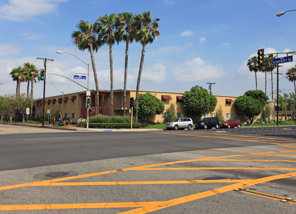 15120 Woodruff Apartments in Bellflower, CA - Building Photo