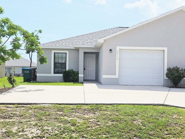 2916 SW 7th Pl in Cape Coral, FL - Building Photo - Building Photo