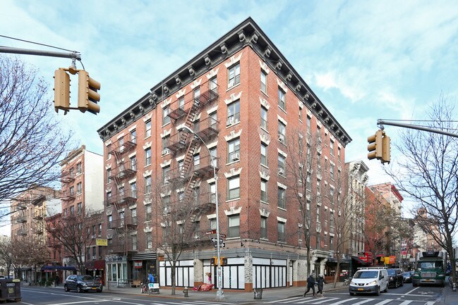 189-195 Bleecker St in New York, NY - Building Photo - Building Photo