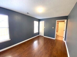 4858 Royal Run Dr in Memphis, TN - Building Photo - Building Photo