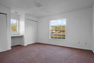 52 Pine Trace Loop in Ocala, FL - Building Photo - Building Photo