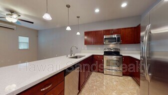 1155 Kakala St in Kapolei, HI - Building Photo