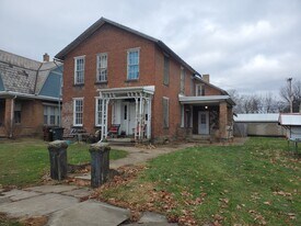 905 W High St, Unit 905 in Mount Vernon, OH - Building Photo