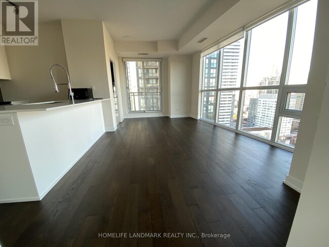 4011-4011 Brickstone Mews in Mississauga, ON - Building Photo - Building Photo