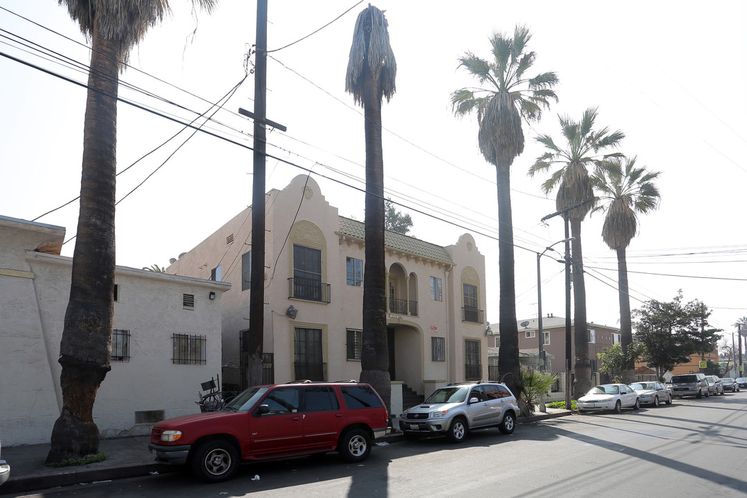 1430 S Bonnie Brae St in Los Angeles, CA - Foto de edificio