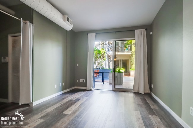 777 Sixth Ave in San Diego, CA - Foto de edificio - Building Photo