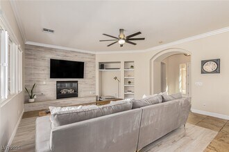 7305 Gentle Valley St in Las Vegas, NV - Building Photo - Building Photo