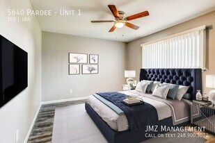 Z on Pardee in Dearborn Heights, MI - Building Photo